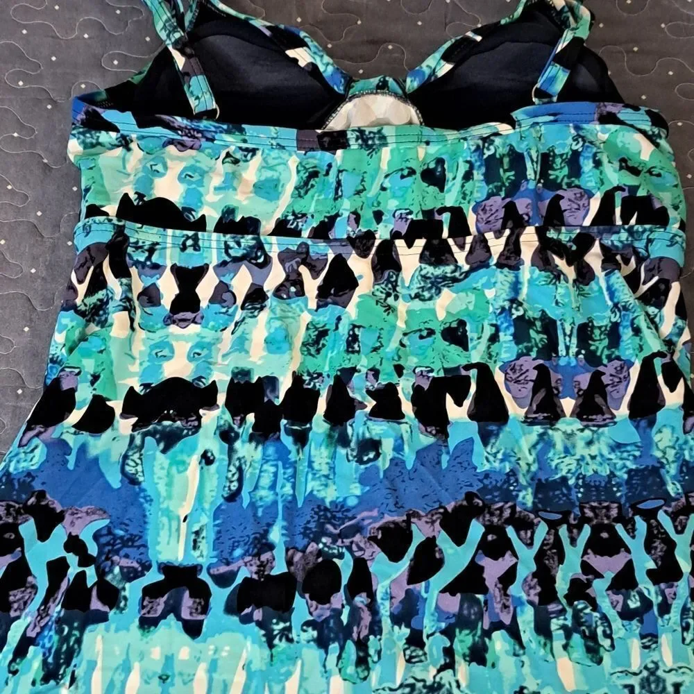 Island Pearls tankini swim top size 14